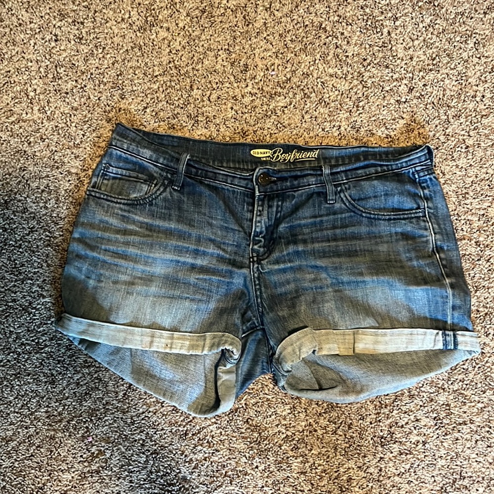Old Navy Boyfriend Jean Shorts